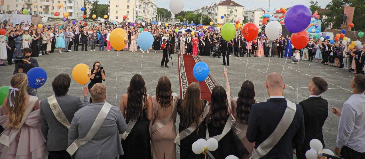 Стали известны даты последних звонков и выпускных