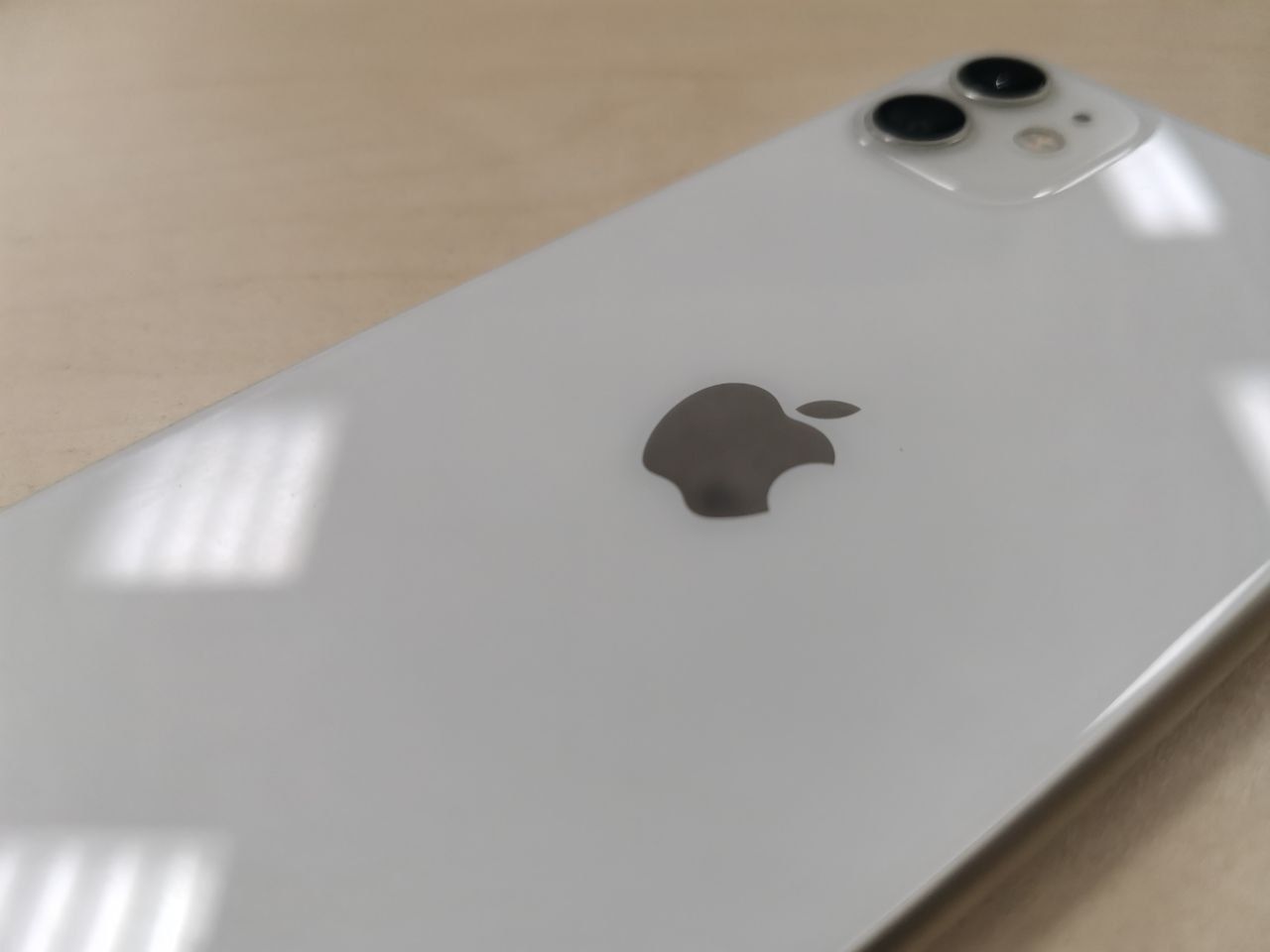 Медработник из Серова хотела купить iPhone в десять раз дешевле и нарвалась на мошенников