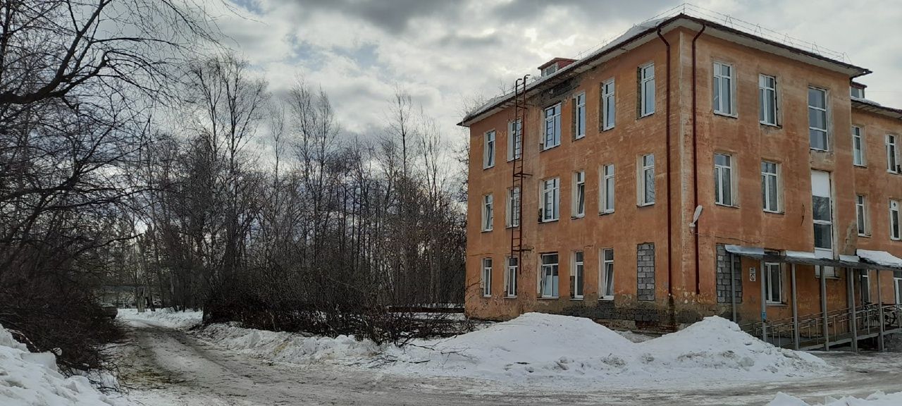 В больничном городке Серова начались работы по установке кислородной станции