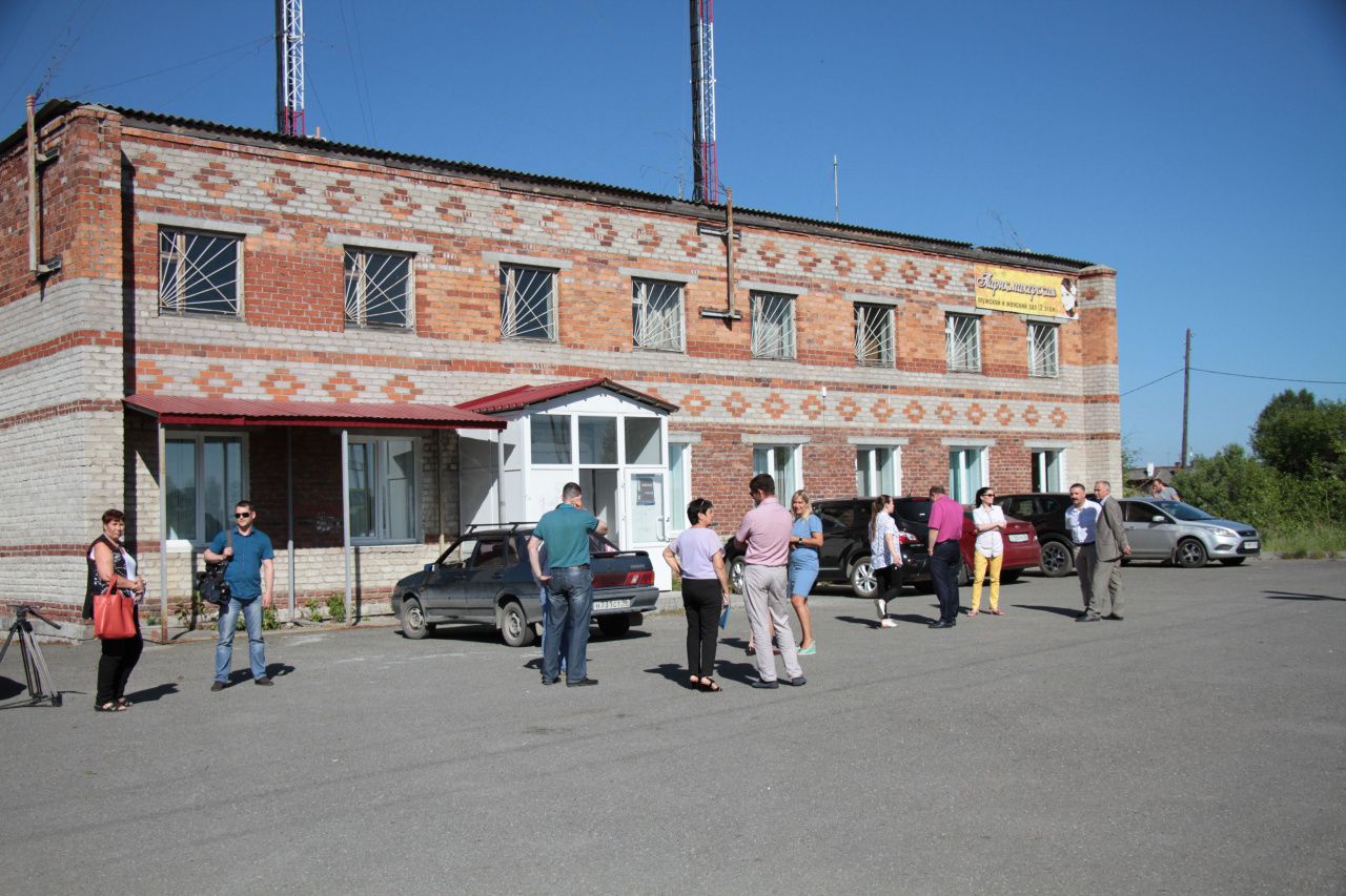 Поселок городская больница. Новая кола Серов. Поселок новая кола Серов. Серов новая кола садик. Серов новая кола улицы.