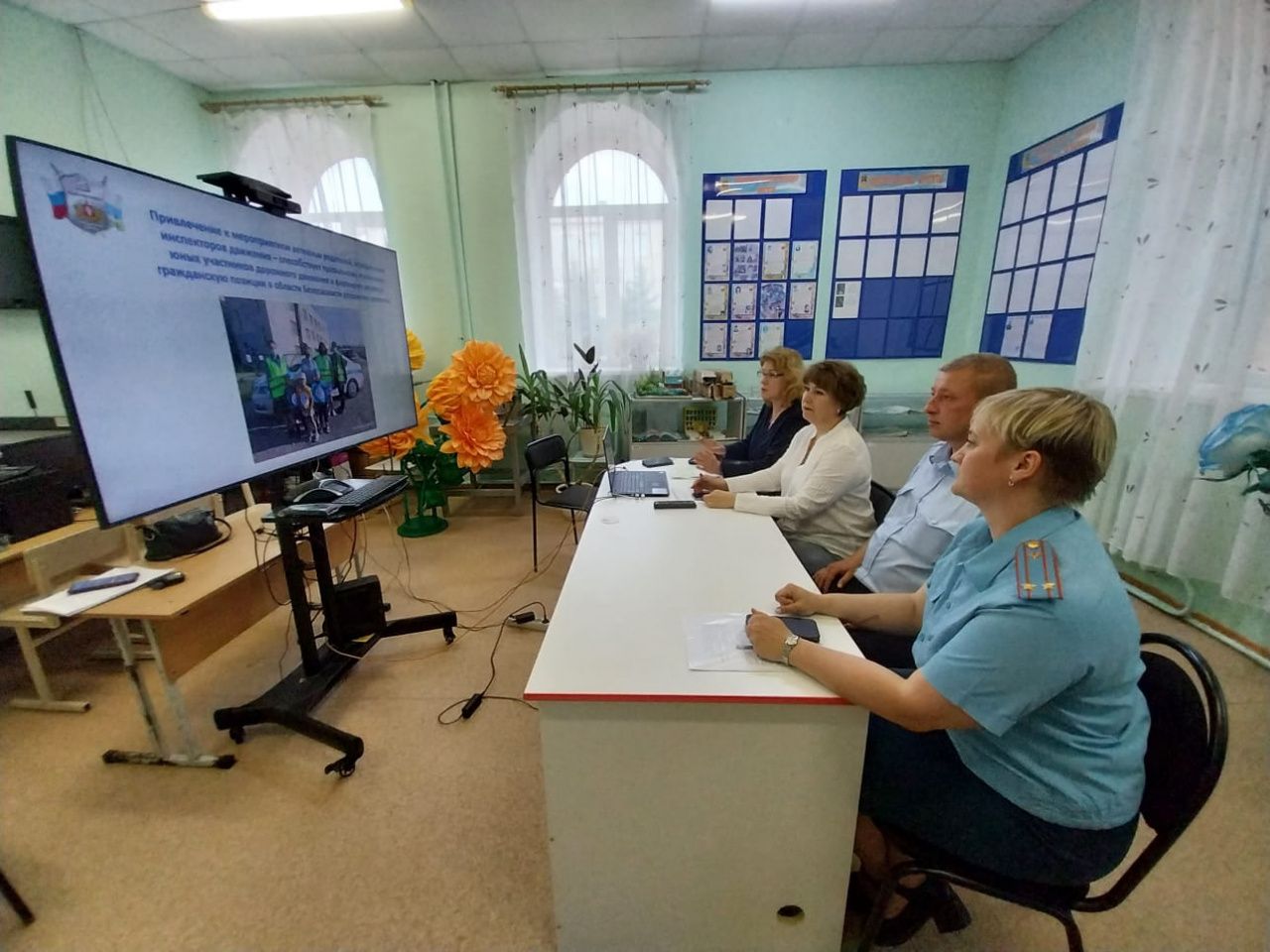 ГИБДД Серова приняла участие в общешкольном родительском собрании