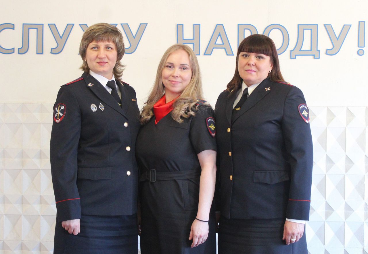 Сегодня штаб полиции Серова и Сосьвы отмечает профессиональный праздник