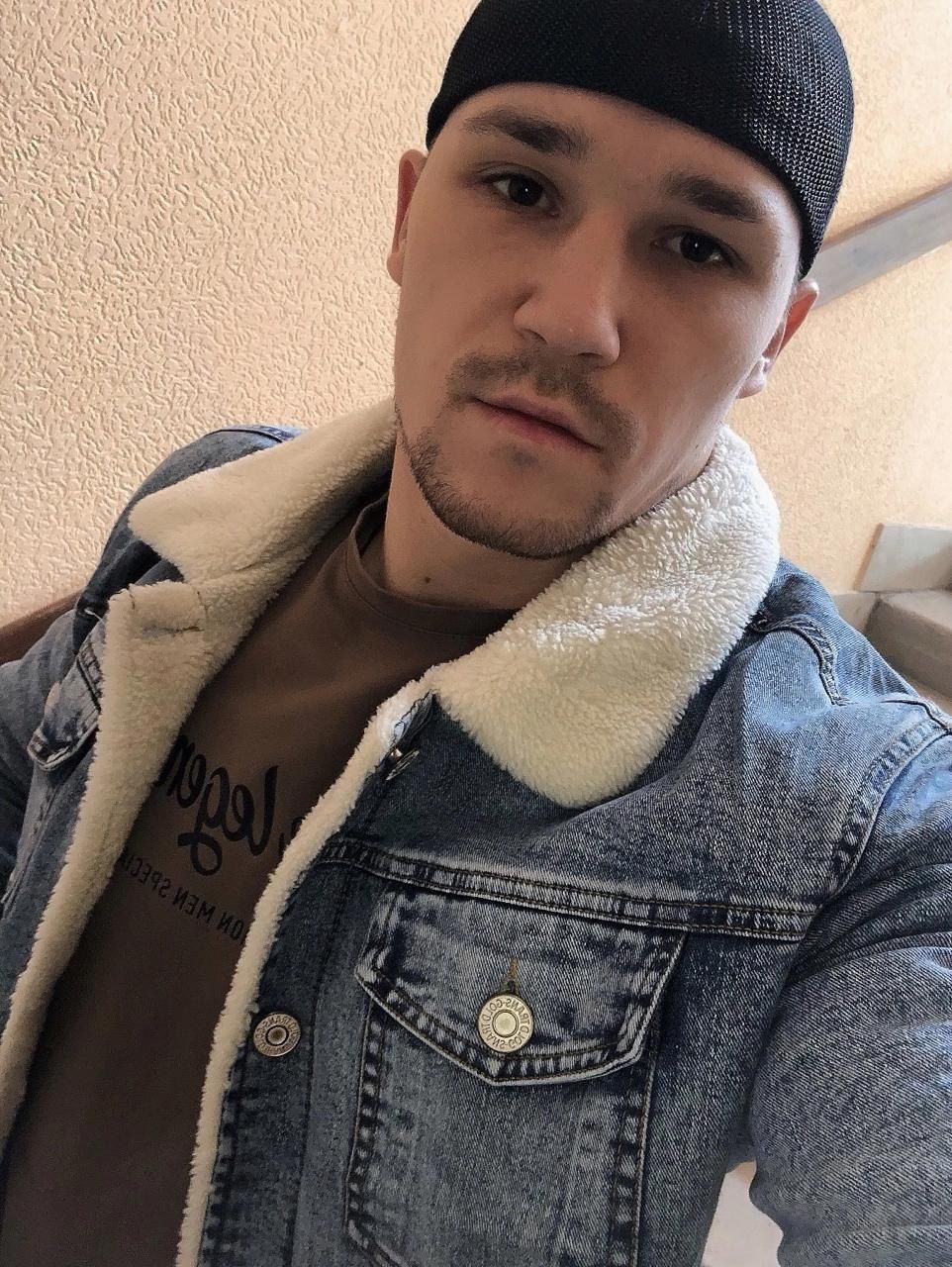 Убил и скрылся на самокате. Вдове и ребенку погибшего в поножовщине серовчанина нужна помощь