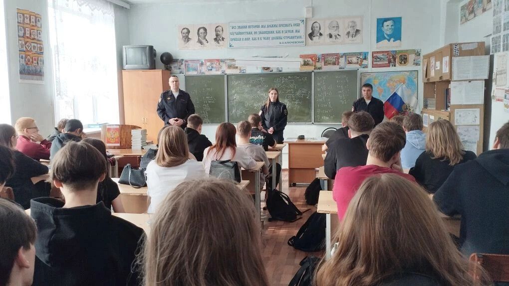Полиция Серова проводит акцию по предупреждению безнадзорности и правонарушений среди несовершеннолетних