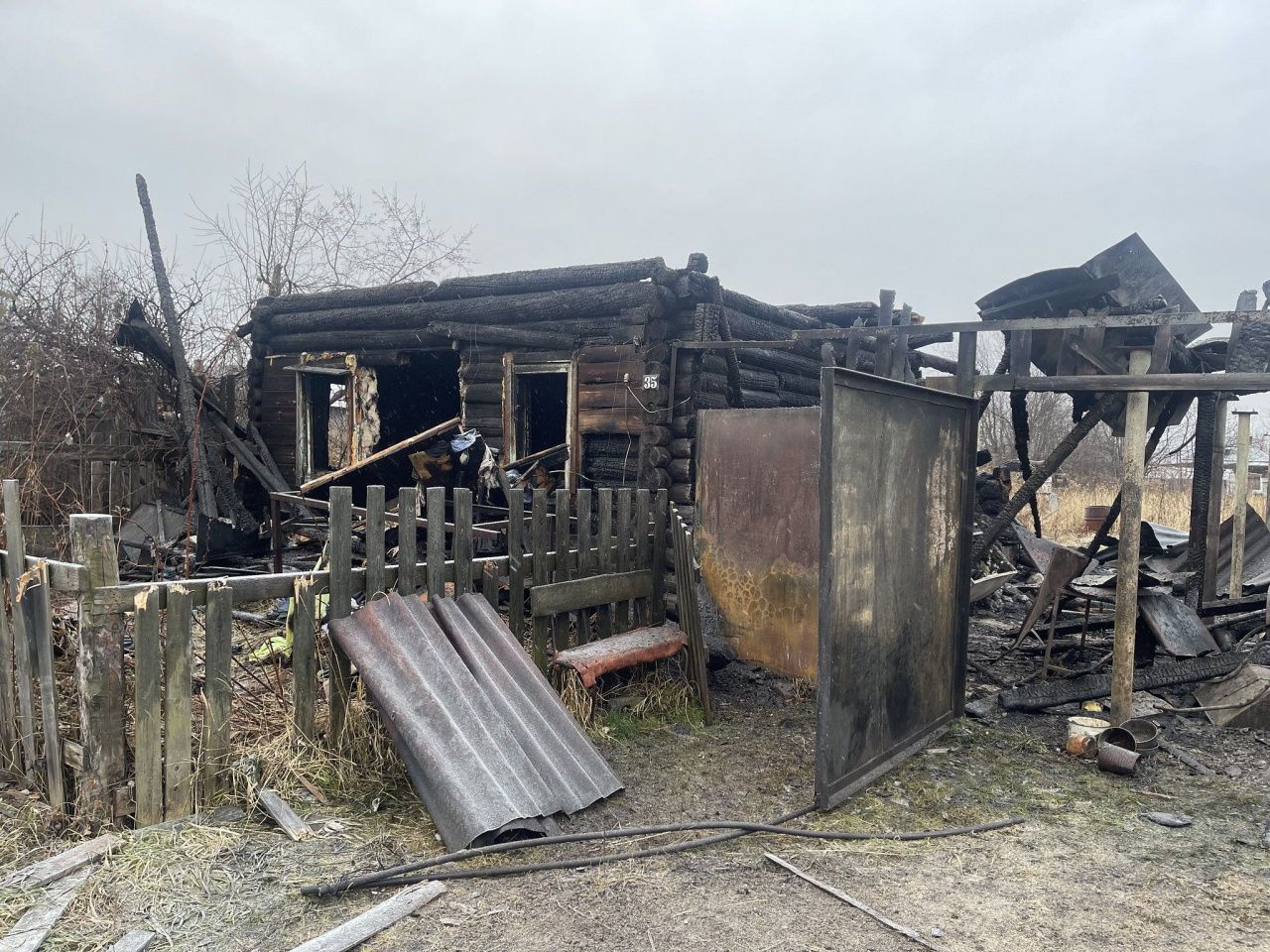 Пострадавший при пожаре в Медянкино мужчина скончался в больнице