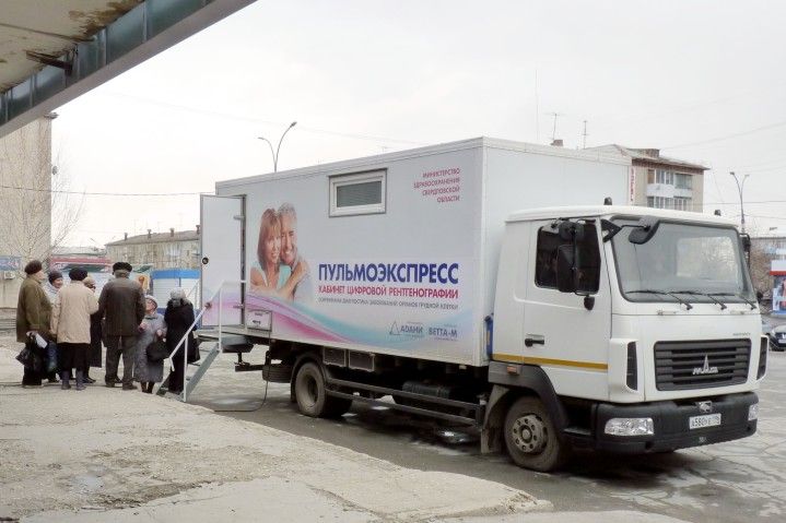 В Серове организованы выездные бригады медиков для осмотра пенсионеров