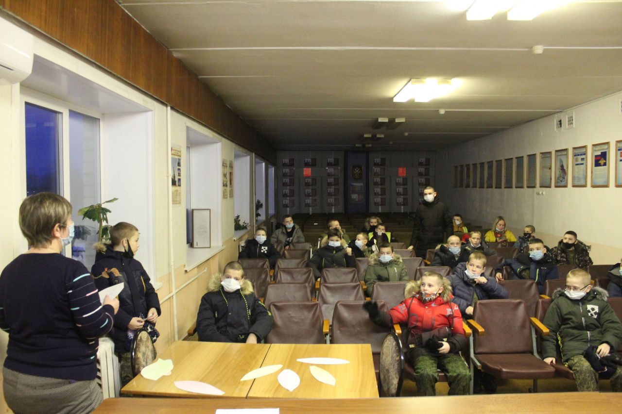 Кадеты побывали на экскурсии в отделе полиции Серова