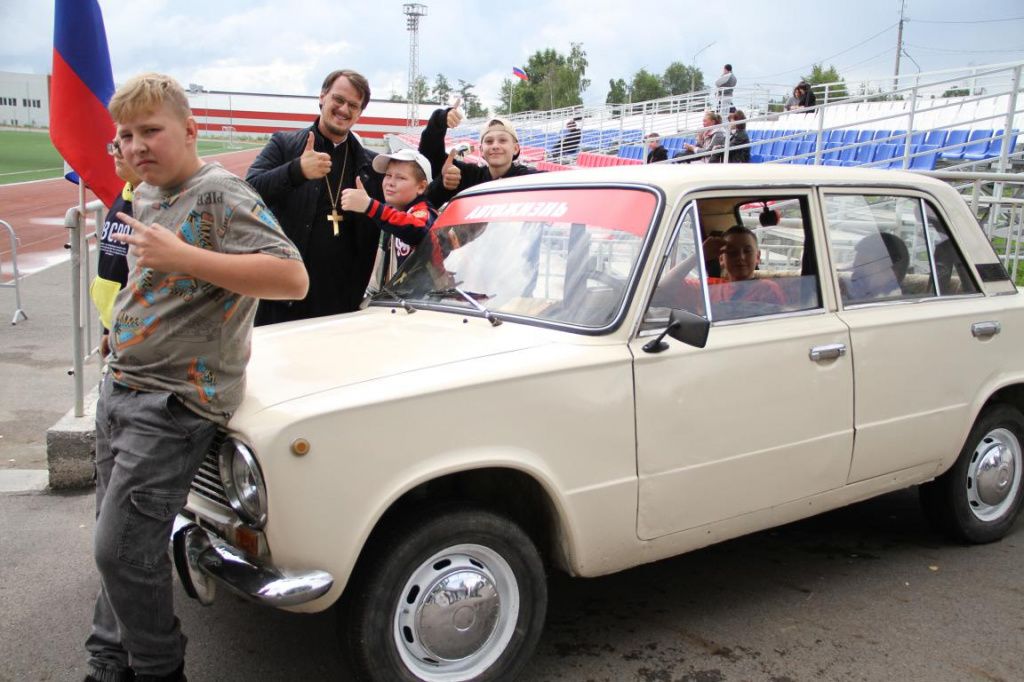 "Копеечку" восстановили участники проекта "АвтоЖизнь", что осуществляется при духовном центре "Преображение". Фото: Константин Бобылев, "Глобус" "Копеечку" восстановили участники проекта "АвтоЖизнь", что осуществляется при духовном центре "Преображение". Фото: Константин Бобылев, "Глобус"