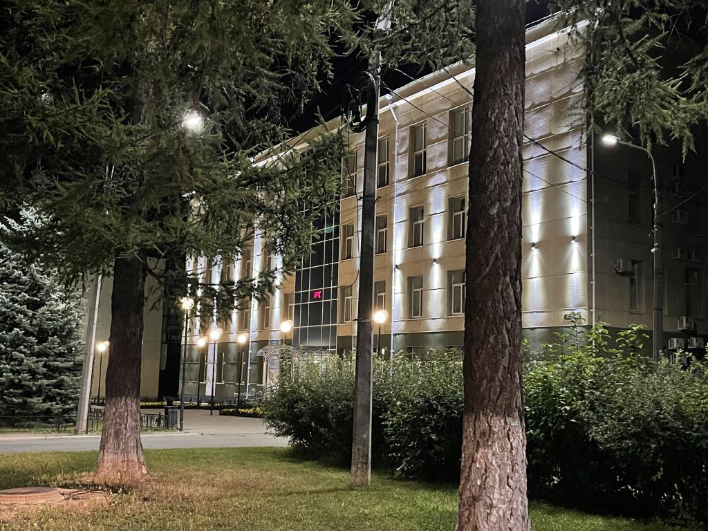 Подсветку фасада мэрии установили в прошлом году. Фото: Анна Куприянова, "Глобус"