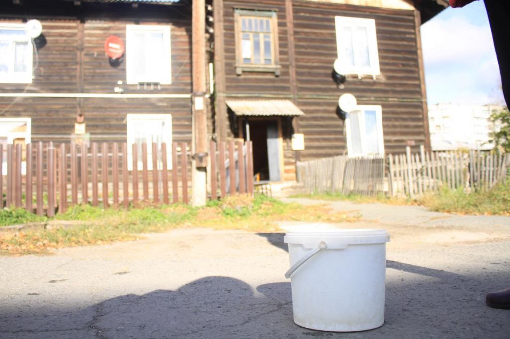 Устранением протечки подрядчик должен был заняться 9 октября. Фото: Константин Бобылев, "Глобус"