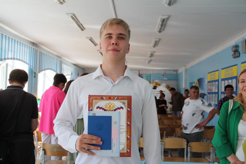 Александр Белов планирует стать архитектором. Фото: Анна Куприянова, "Глобус"