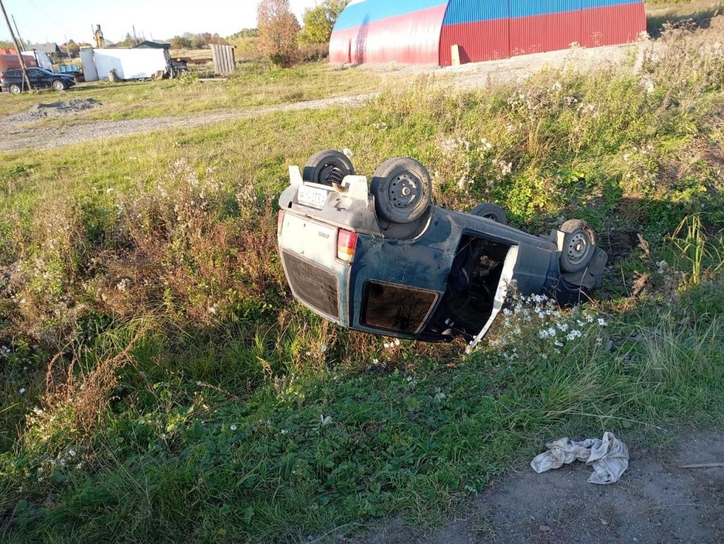 Мужчина передвигался на "Оке". Фото: Госавтоинспекция Серова