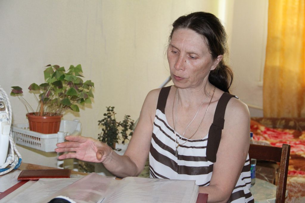 В июле Оксану Набиуллину ждут на операцию в Екатеринбурге. Фото: Анна Куприянова, "Глобус" В июле Оксану Набиуллину ждут на операцию в Екатеринбурге. Фото: Анна Куприянова, "Глобус"