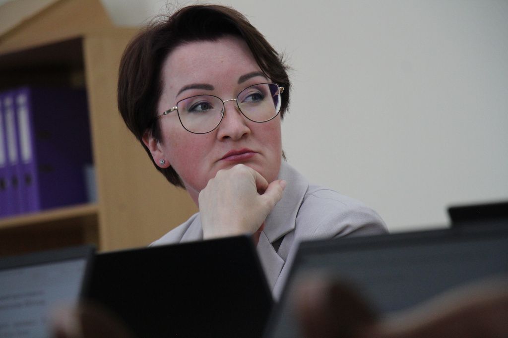 Елену Варюхину удивило снижение преступности на 79,2%. Фото: Константин Бобылев, "Глобус" Елену Варюхину удивило снижение преступности на 79,2%. Фото: Константин Бобылев, "Глобус"