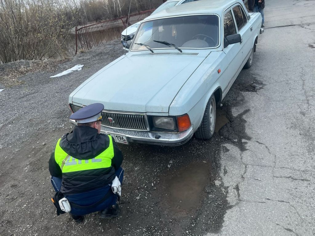 За рулем "ВОлги" был 86-летний водитель. Фото: Госавтоинспекция Серова