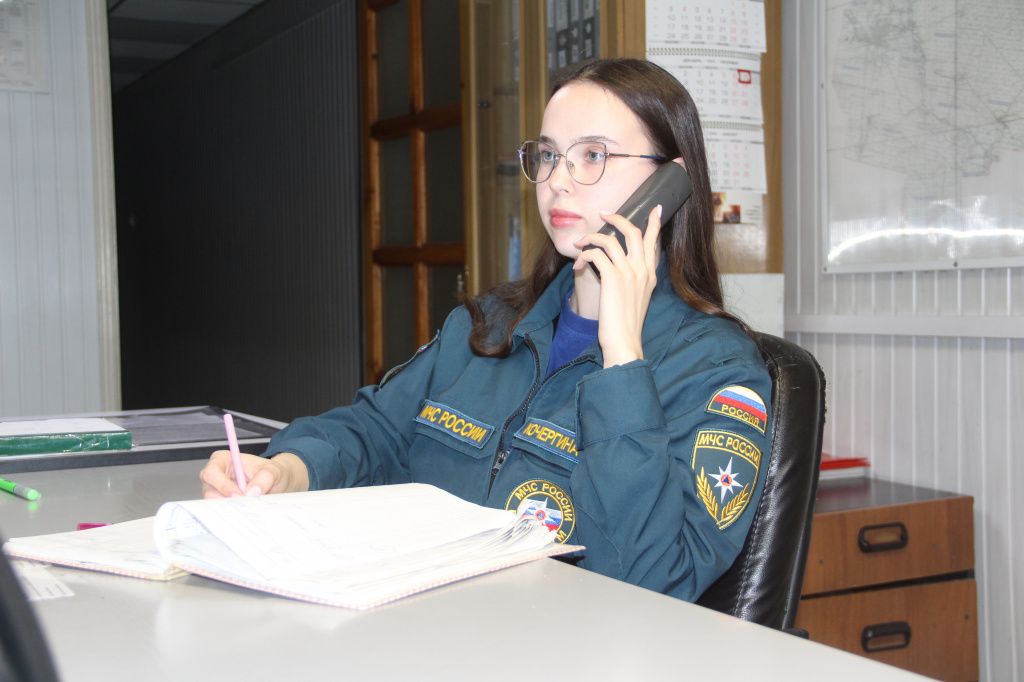 Первыми о людском горе узнают радиотелефонисты. Фото: Анна Куприянова, "Глобус"