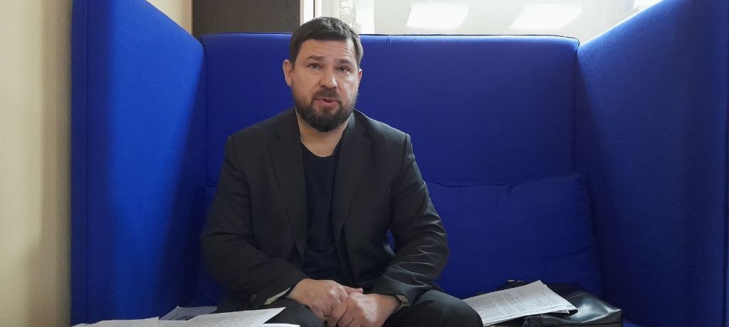 Кандидат на пост главы Сосьвинского городского округа Александр Столбов. Фото: Алексей Пасынков, архив "Глобуса" Кандидат на пост главы Сосьвинского городского округа Александр Столбов. Фото: Алексей Пасынков, архив "Глобуса"