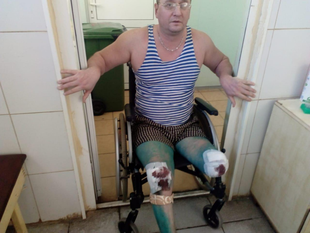 В ванной комнате дверь широкая. Человек на коляске спокойно в нее проходит. Фото: предоставлено Павлом Логуновым