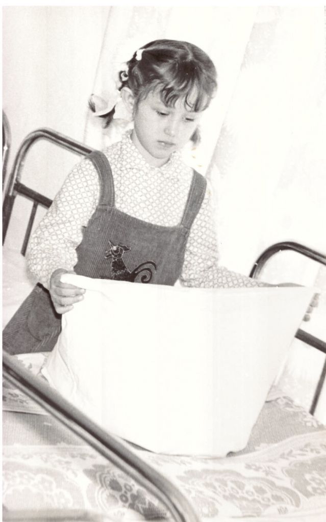 Сотрудники музея надеются, что найдутся те, кто расскажет, кто эта девочка. В каком детском саду сделан снимок? Фото из фондов Серовского исторического музея