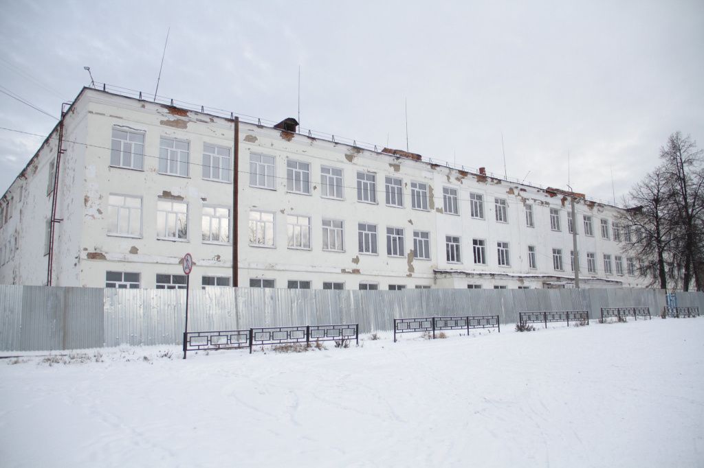 Построенное в 1936 году здание планируют до конца ноября признать аварийным и снести в 2026 году. Фото: Константин Бобылев, "Глобус"