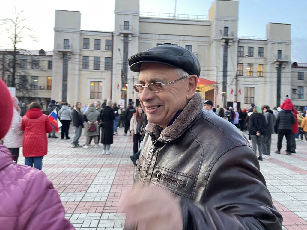 По мнению Александра Новоселова, нынешнее поколение мало что знает о ВОВ. Фото: Анна Куприянова, "Глобус"