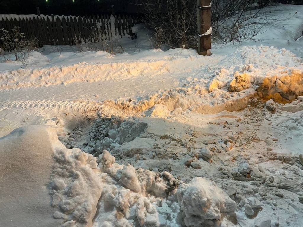 Занесенная снегом канава по Краснофолотской. Фото: Анна Куприянова "Глобус"