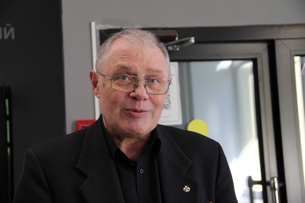 Александр Кердан: "Мы - писатели, известные в России". Фото: Анна Куприянова, "Глобус"