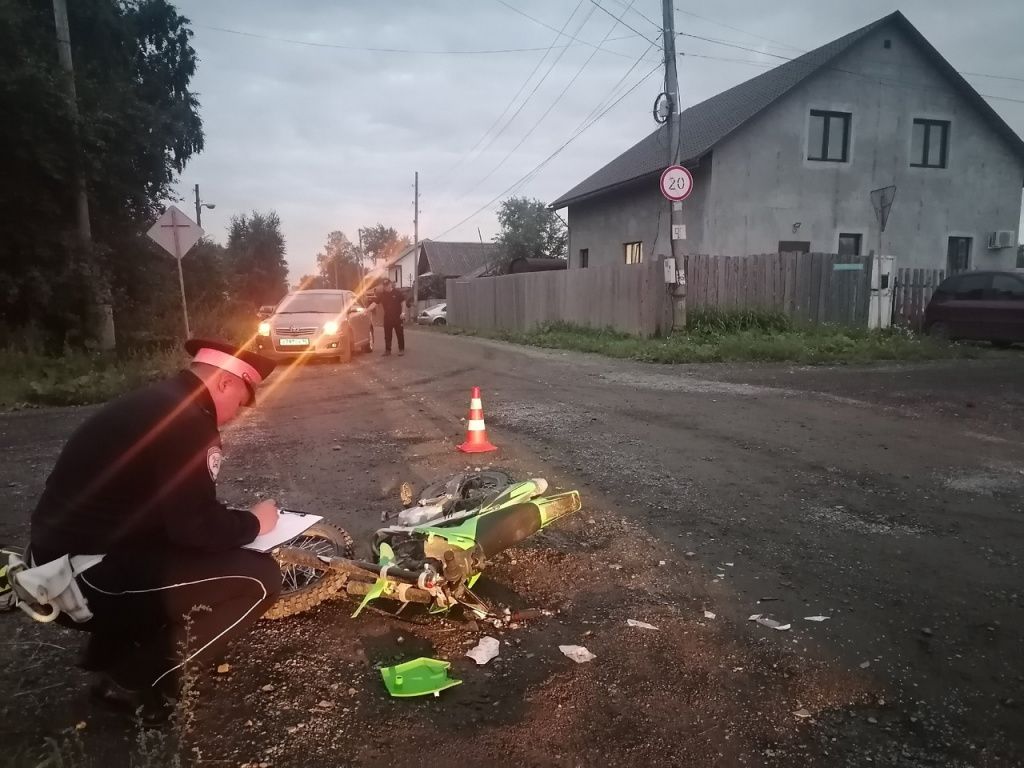 ДТП произошло на перекрестке улиц Землячки и Пржевальского. Фото: Госавтоинспекция Серова ДТП произошло на перекресте улиц Землячки и Пржевальского. Фото: Госавтоинспекция Серова