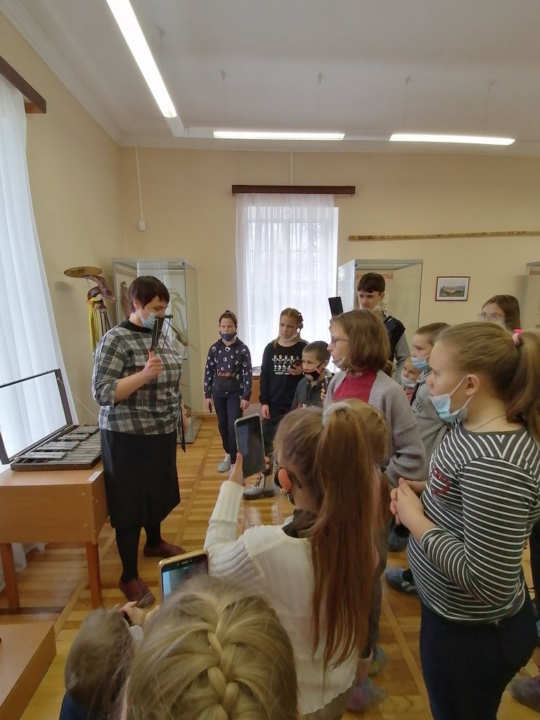 Учащиеся музыкальной школы Восточного побывали в музее Чайковского. Фото предоставлено Ириной Саламатовой