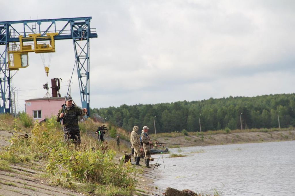 Конкурс проходил на плотине водохранилища. Фото: Анна Куприянова, "Глобус"