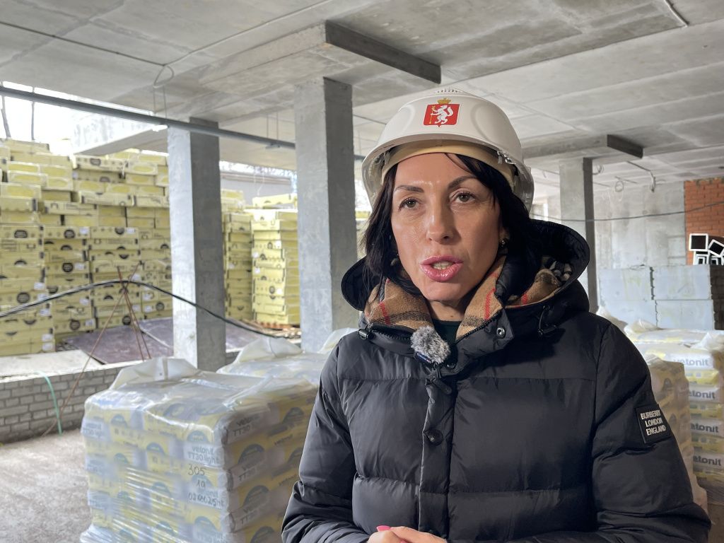 Татьяна Савинова обещала приехать через месяц и проконтролировать, как были выполнены ее рекомендации. Фото: Анна Куприянова, "Глобус" Татьяна Савинова обещала приехать через месяц и проконтролировать, как были выполнены ее рекомендации. Фото: Анна Куприянова, "Глобус"