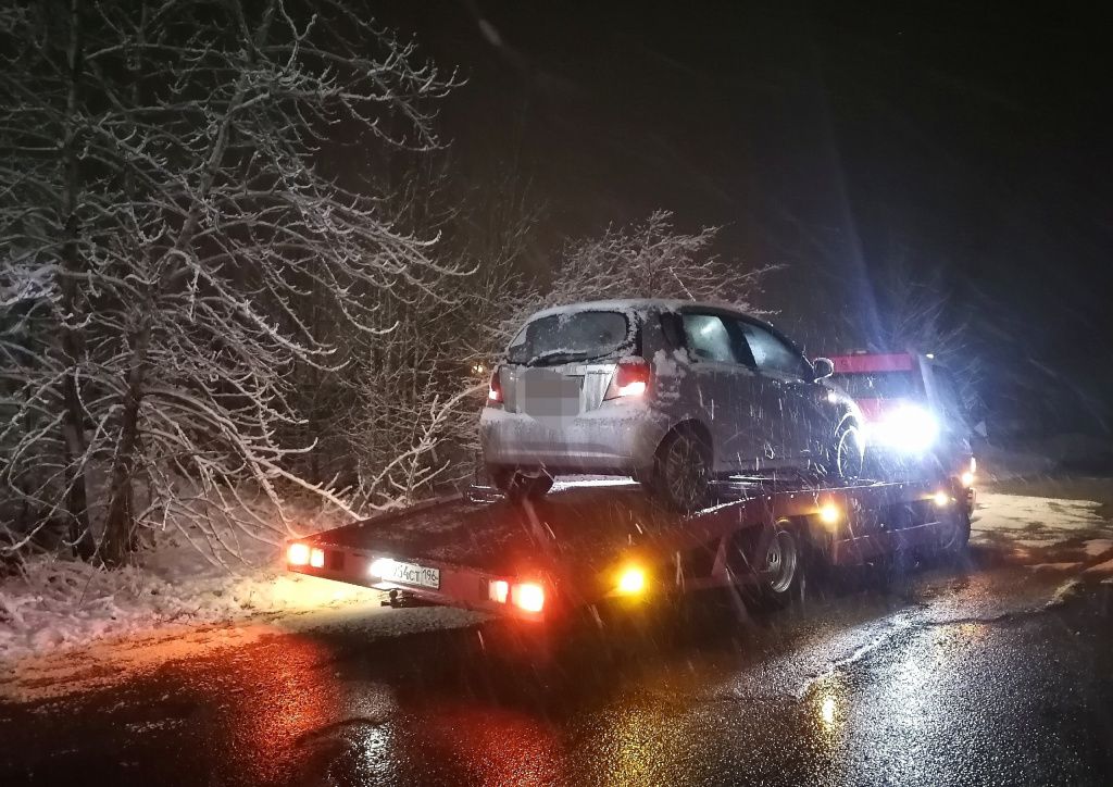 Автомобиль перемещен на специализированную стоянку. Фото: Госавтоинспекция Серова