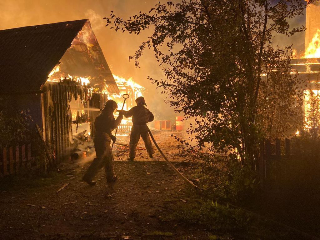 Пожар в коллективном саду "Хлеботорг". Фото предоставлено 56 ПСЧ