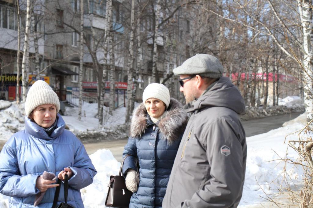 Дмитрий отмечает, что экскурсоводами в городе должны становиться именно местные жители. Фото: Константин Бобылев, "Глобус"
