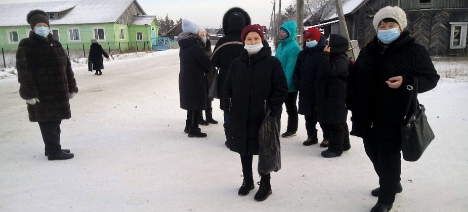 “На нас плюют и про нас забывают”... Жители Красноярки, чтобы сохранить неотложку, обращаются к властям
