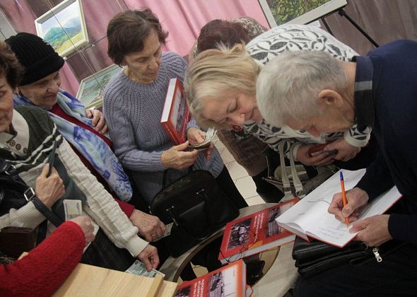 «Не только историческое ядро». Краевед Игорь Фомичев презентовал книгу о метзаводе