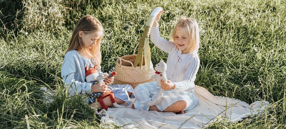 Что взять с собой, если едешь на природу с ребенком: памятка для родителей