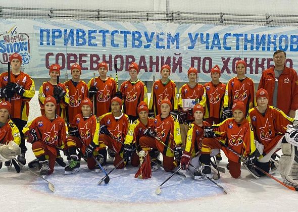 Хоккеисты серовского "Металлурга" стали вторыми на турнире в Нижнем Тагиле