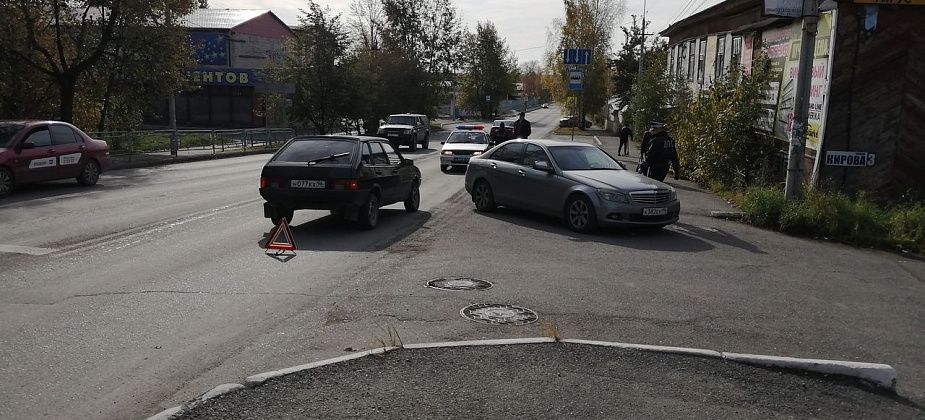 На пешеходном переходе в Серове ВАЗ сбил девочку