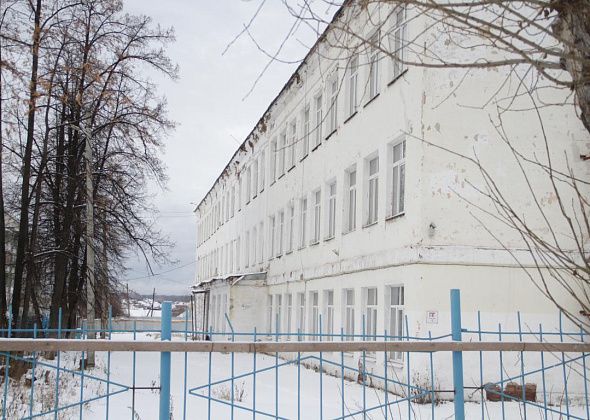Здание с историей. Школа №22 подтвердила, что ремонт корпуса начального звена приостановлен, а контракт будет расторгнут