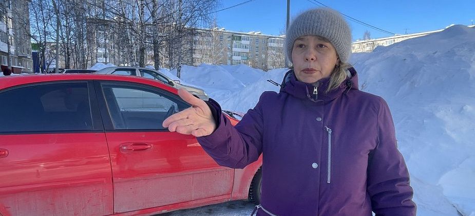 "Начал оскорблять, применять физическую силу". Спор с соседом из-за парковки обернулся обращением в полицию