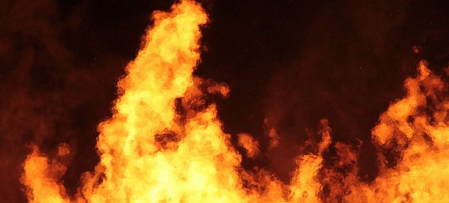 За один день в двух коллективных садах под Серовом произошло два пожара