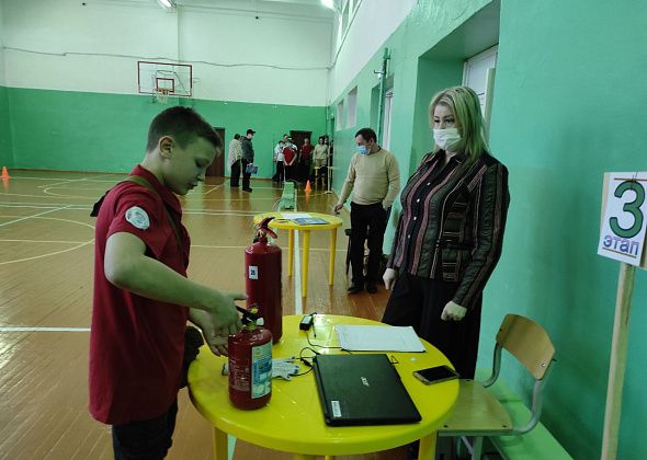 В Серове прошла пожарно-спасательная эстафета