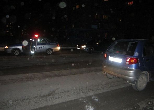 В Серове водительница Daewoo Matiz наехала на коляску