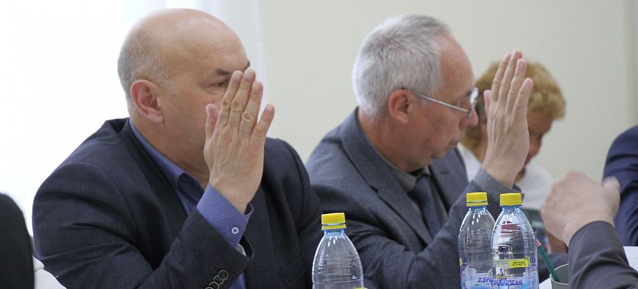 В Уставе Серова закрепили порядок увольнения главы и председателя Думы 