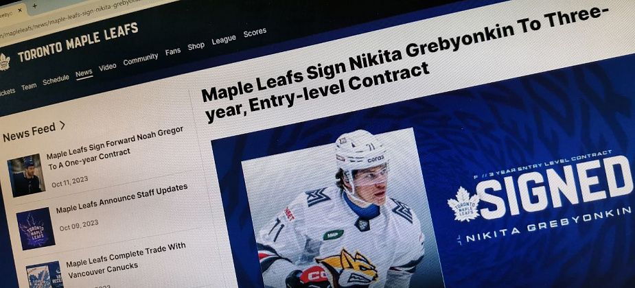 Имя первого в истории Серова игрока NHL внесут на Аллею спортивной славы