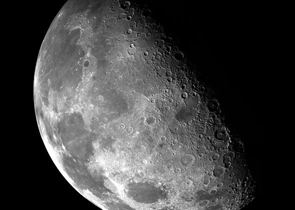 24 марта жители севера Урала смогут наблюдать за сближением Луны и Венеры