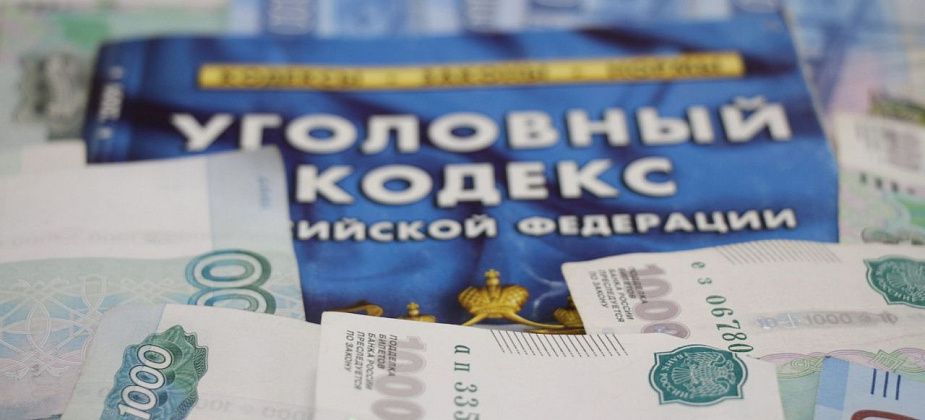 Серовчанин познакомился с женщиной в интернете. Встретился с ней, выпил и лишился 15 тысяч рублей