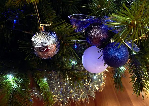 Театр приглашает юных серовчан принять участие в конкурсе елочной игрушки “Хранители Нового года”