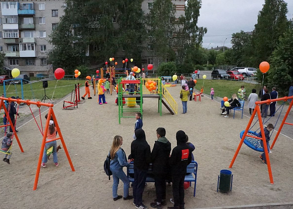 Власти Серова ищут компанию, которая будет содержать детские площадки
